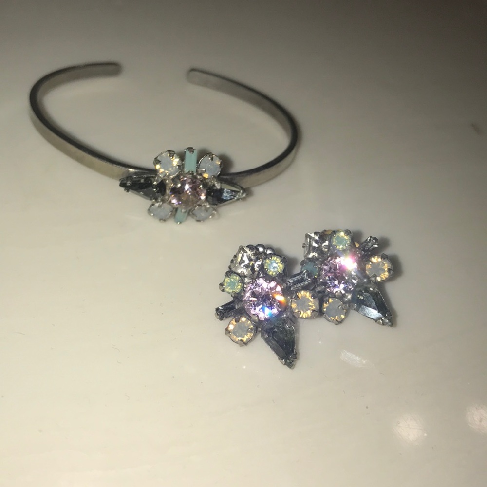 Sorrelli cuff and earring set